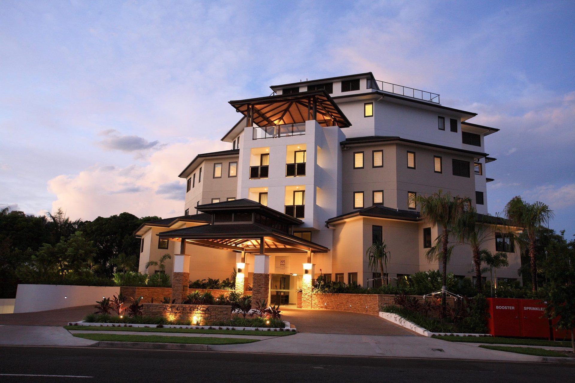 Allegra, Hervey Bay